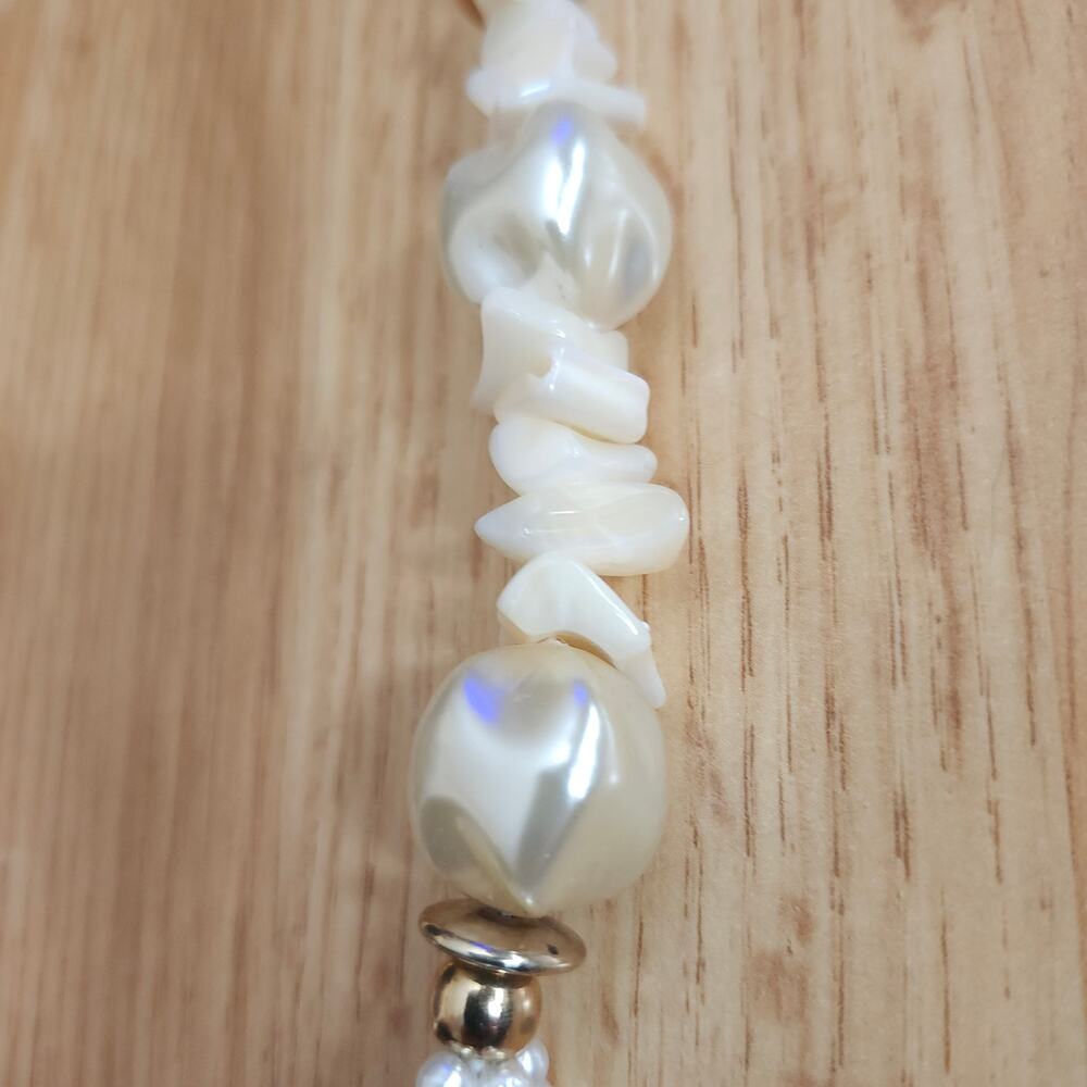 Vintage Carved Mother of Pearl Shell Pendant Necklace Beaded Boho Coastal 24in - Picture 8 of 8